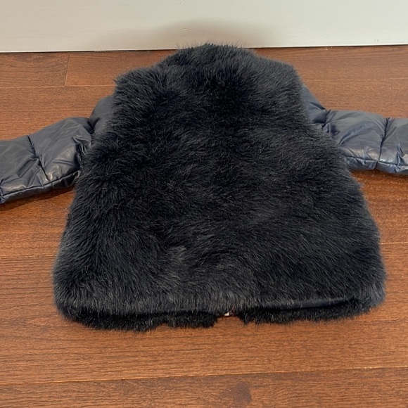 Crewcuts Girls Navy Down Jacket Size 6/7 - Picture 4 of 7
